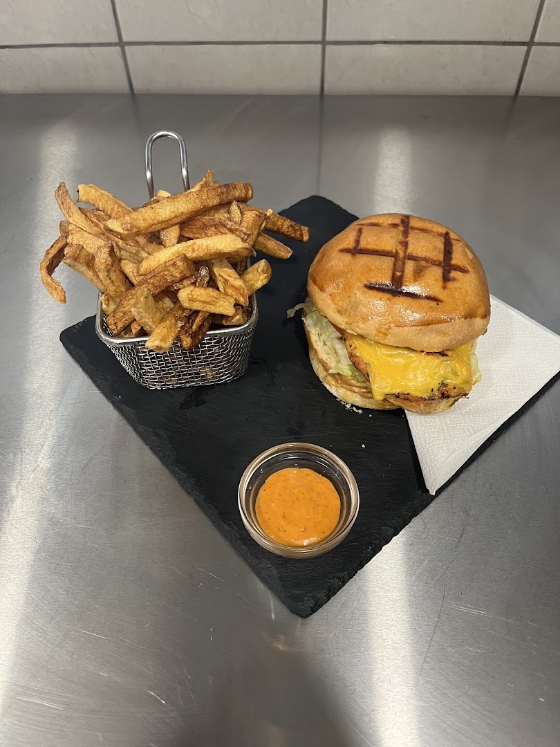 H Burger · Photos 5